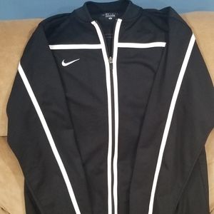Mens Nike Dri Fit zip up. Size Large